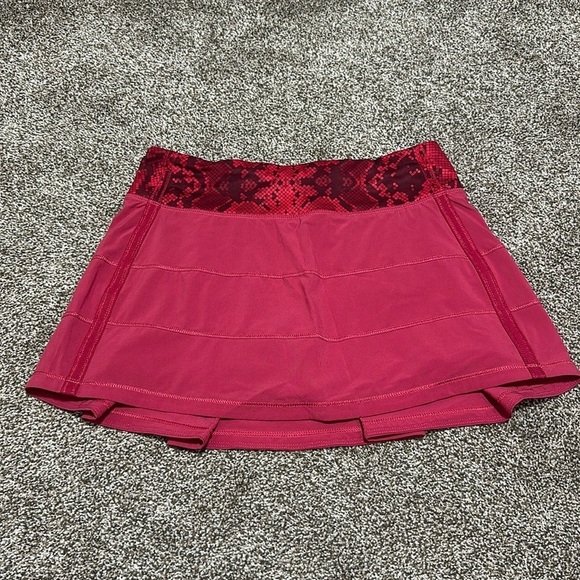 lululemon athletica Dresses & Skirts - Lululemon Pace Rival skirt skort women’s size 4